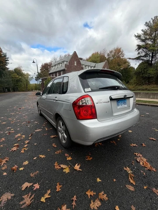 2009 Kia Forte - Image 3 of 16