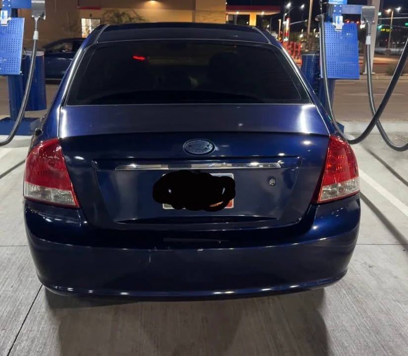 2009 Kia Spectra - Image 4 of 7