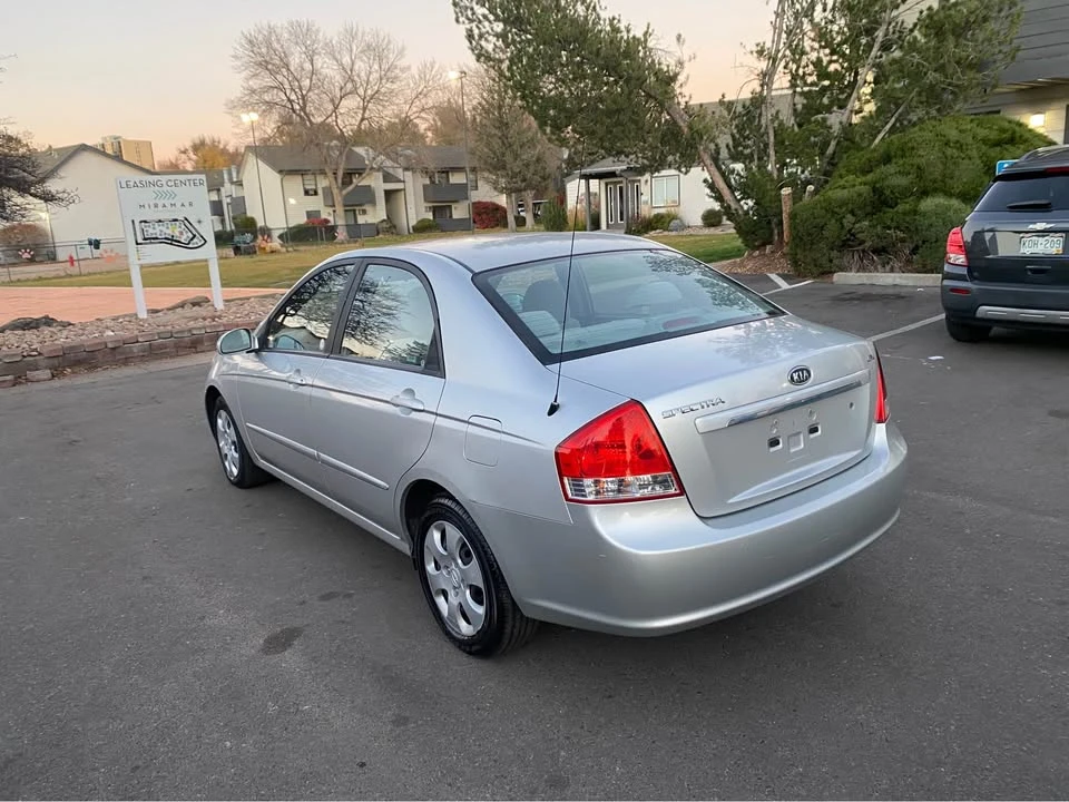 2009 Kia Forte - Image 8 of 13