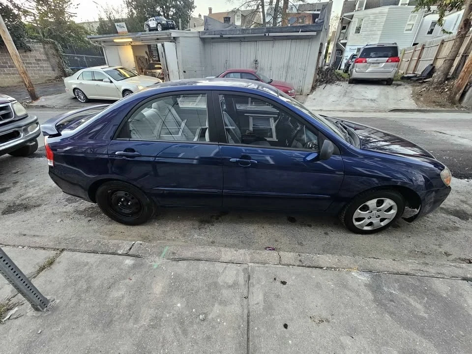 2009 Kia Spectra - Image 4 of 4