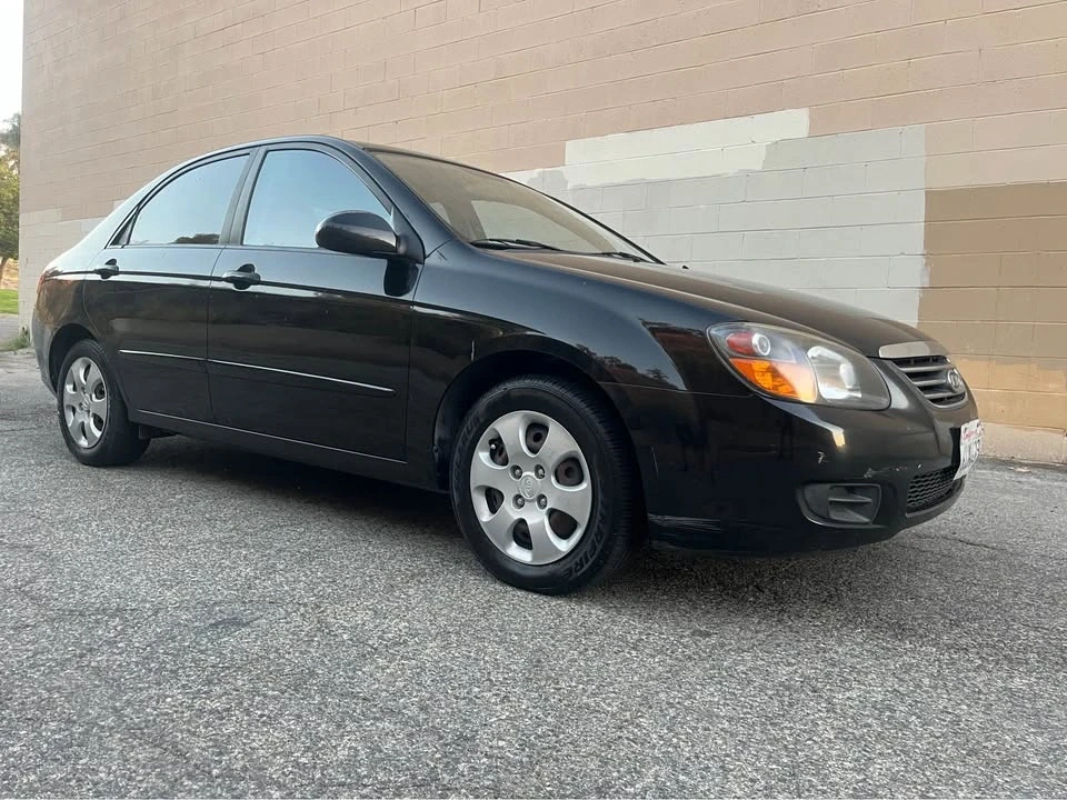 2009 Kia Spectra - Image 2 of 8