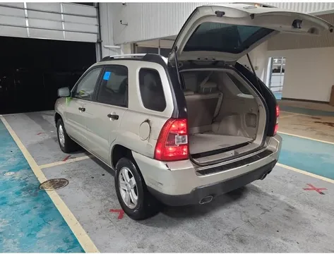 2009 Kia Sportage - Image 2 of 12