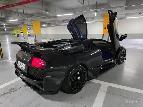 2009 Lamborghini Murcielago - Image 7 of 20
