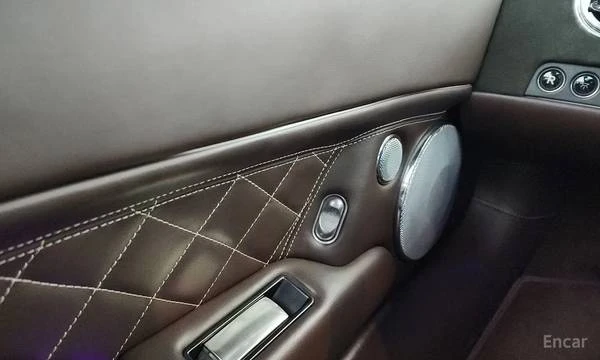 2009 Lamborghini Murcielago - Image 2 of 20