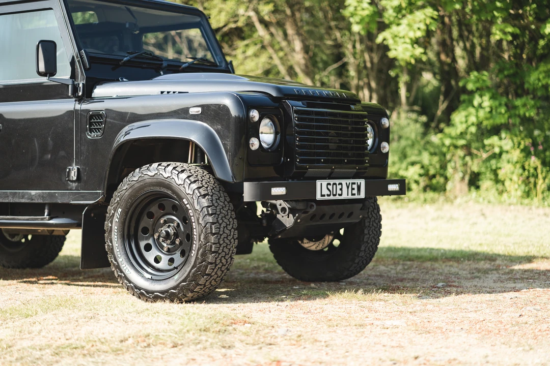 2009 Land Rover Defender 110 - Image 24 of 31