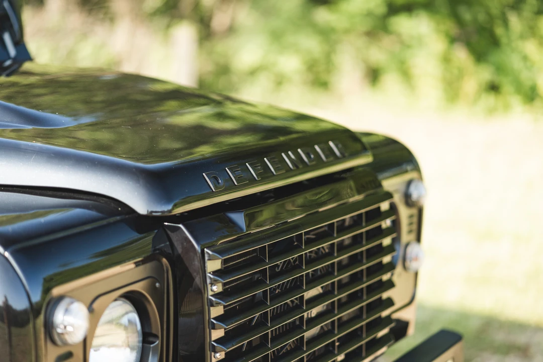 2009 Land Rover Defender 110 - Image 25 of 31