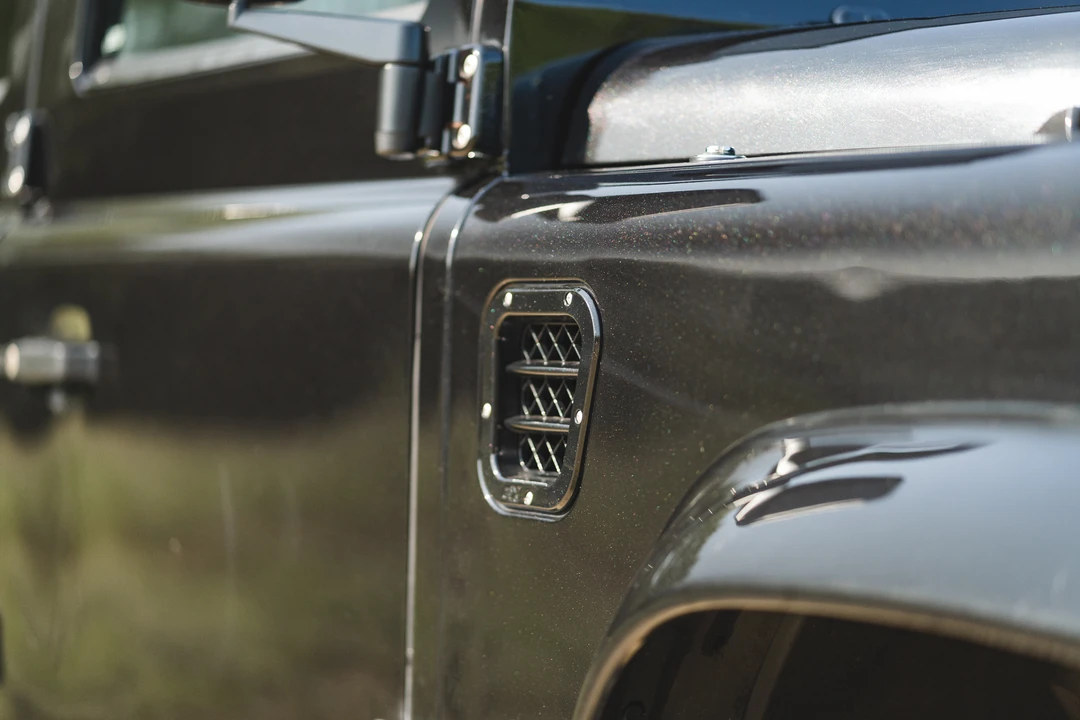 2009 Land Rover Defender 110 - Image 28 of 31