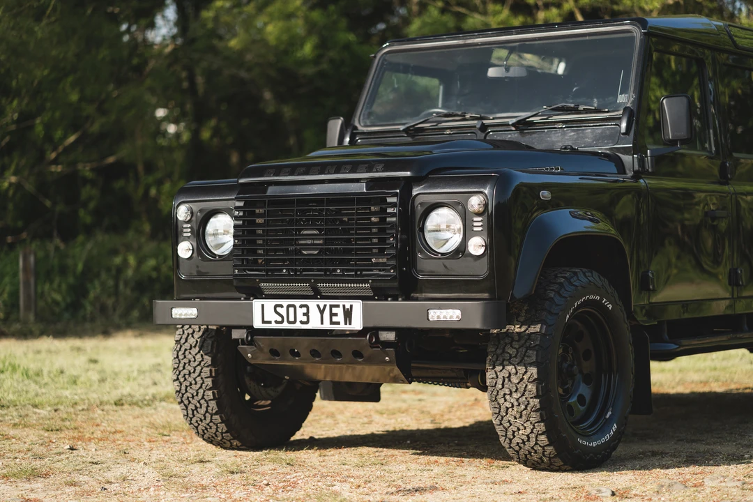 2009 Land Rover Defender 110 - Image 18 of 31