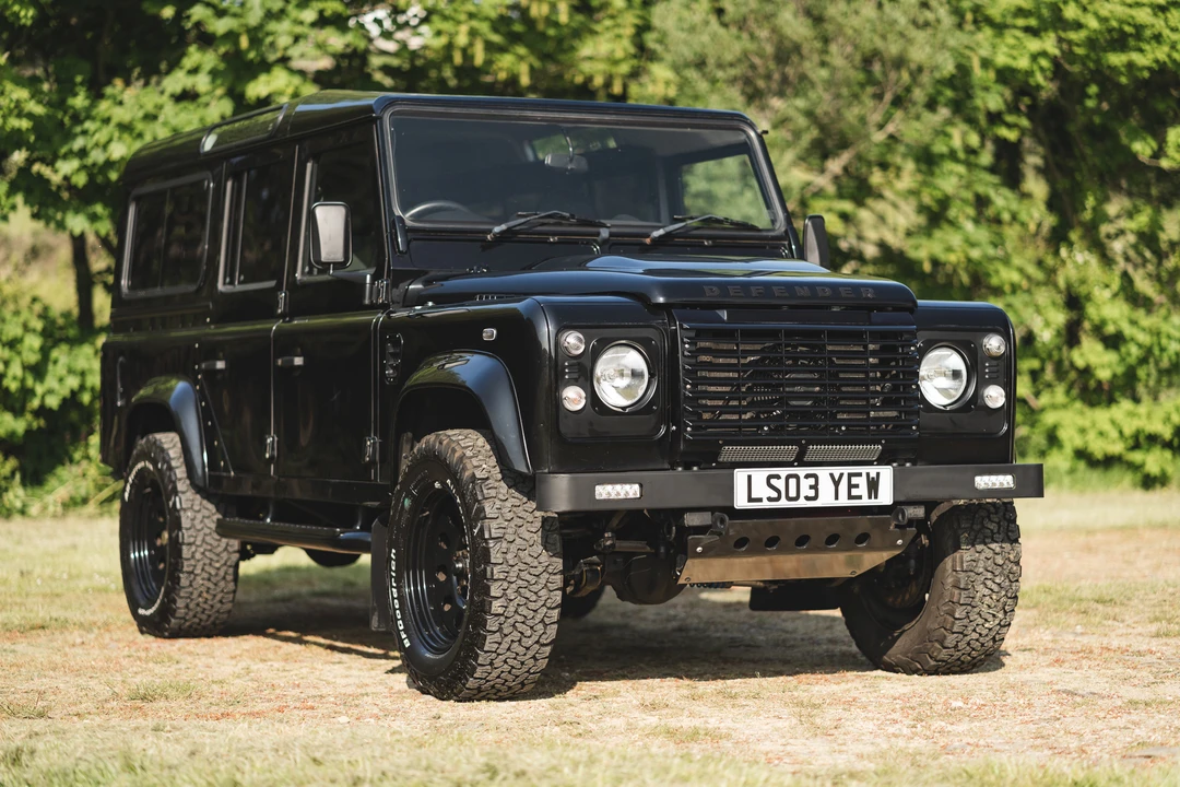 2009 Land Rover Defender 110 - Image 15 of 31