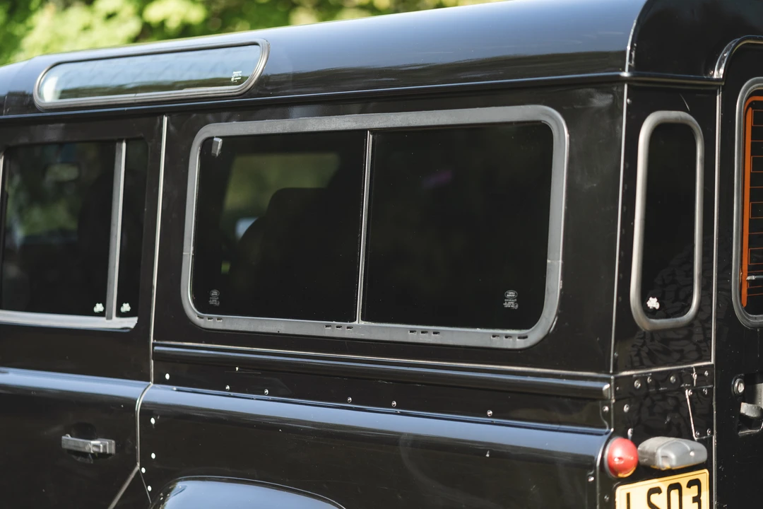 2009 Land Rover Defender 110 - Image 31 of 31