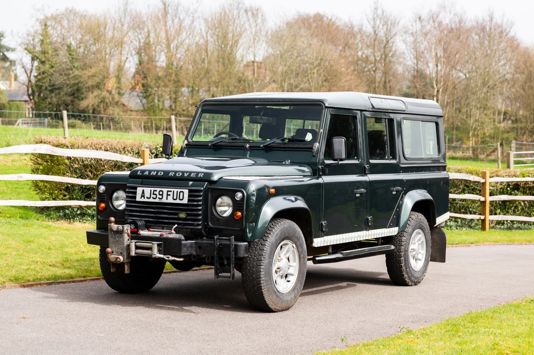 2009 Land Rover Defender 110 - Image 2 of 31