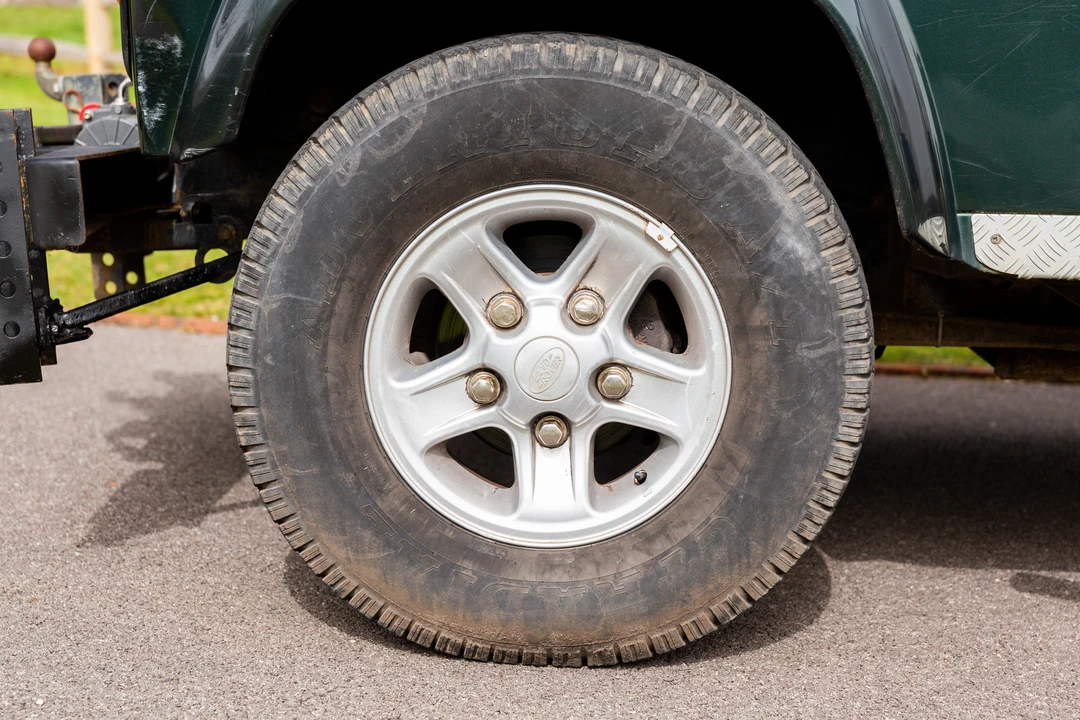 2009 Land Rover Defender 110 - Image 24 of 31