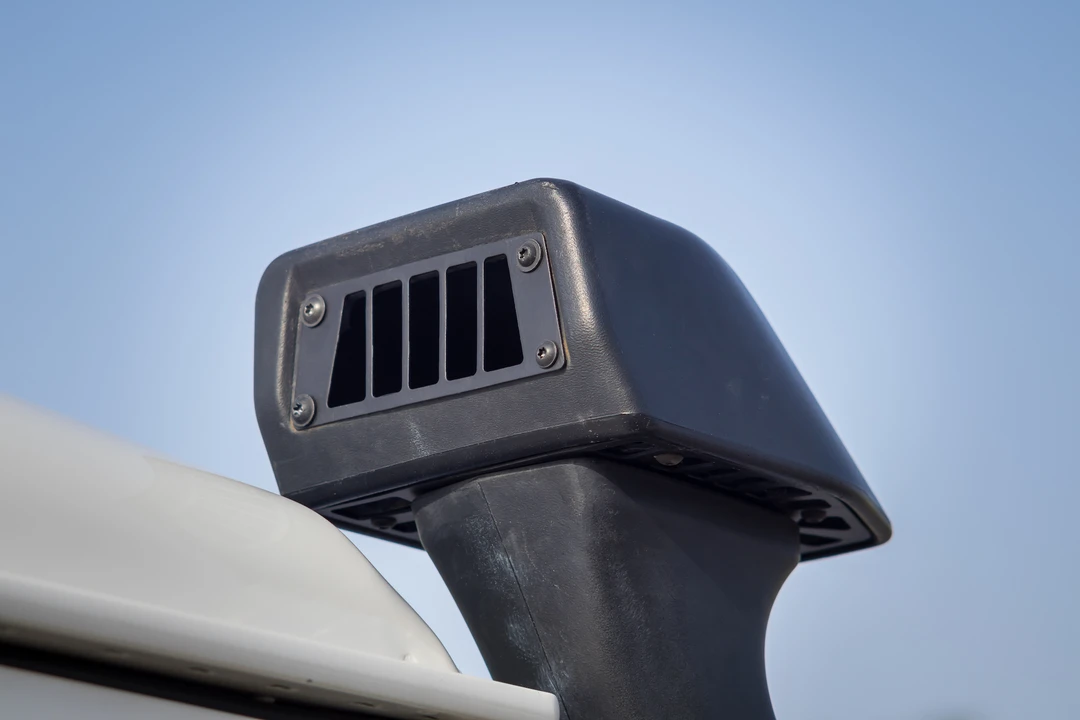 2009 Land Rover Defender 110 - Image 22 of 31