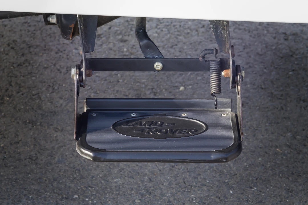 2009 Land Rover Defender 110 - Image 24 of 31