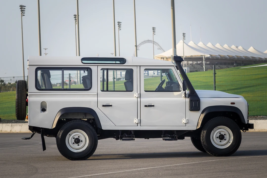 2009 Land Rover Defender 110 - Image 31 of 31