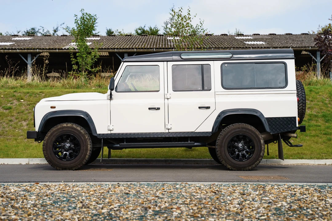 2009 Land Rover Defender 110 - Image 31 of 31