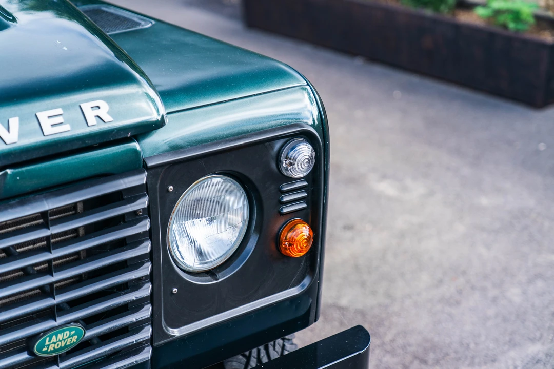 2009 Land Rover Defender 90 - Image 26 of 31