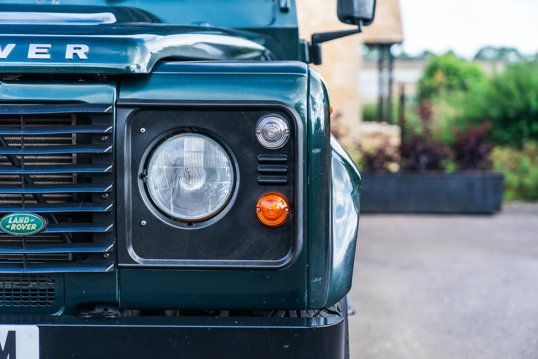 2009 Land Rover Defender 90 - Image 27 of 31