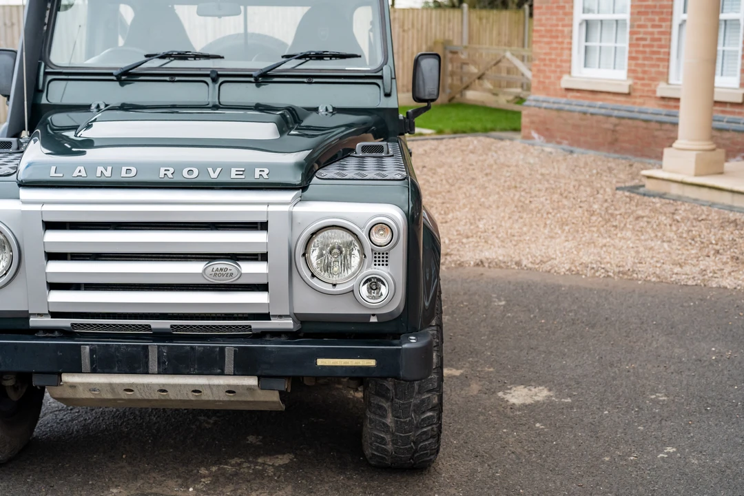 2009 Land Rover Defender 90 - Image 21 of 31