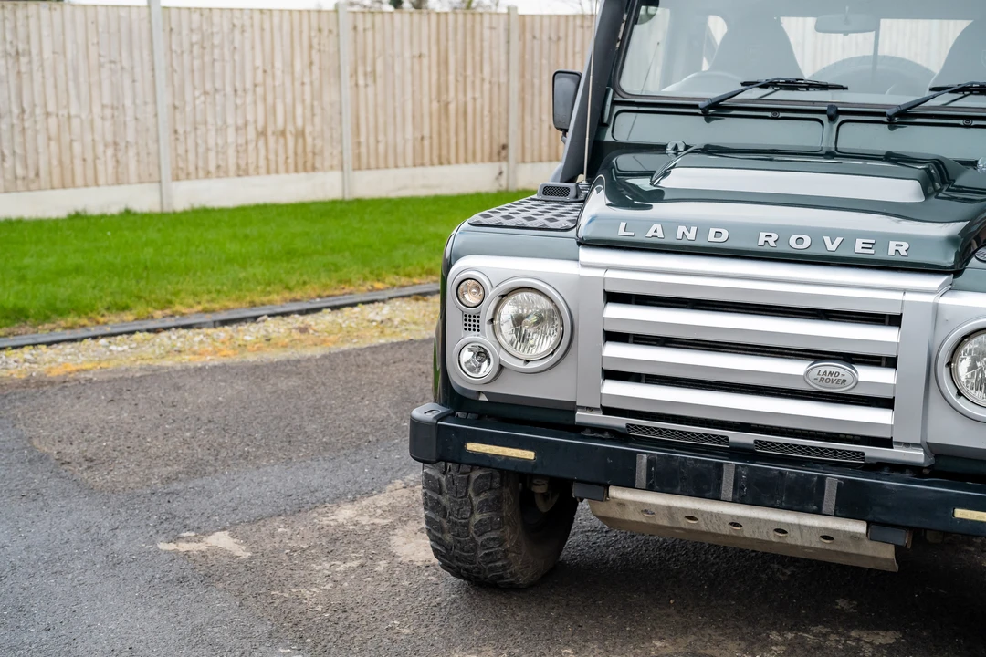 2009 Land Rover Defender 90 - Image 22 of 31