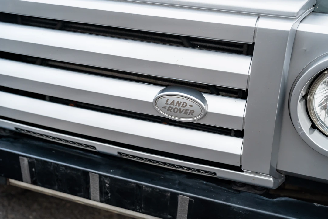 2009 Land Rover Defender 90 - Image 23 of 31