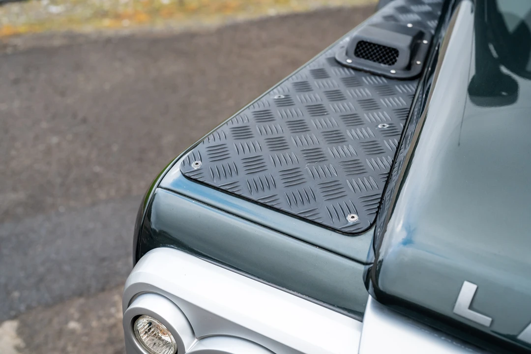 2009 Land Rover Defender 90 - Image 25 of 31