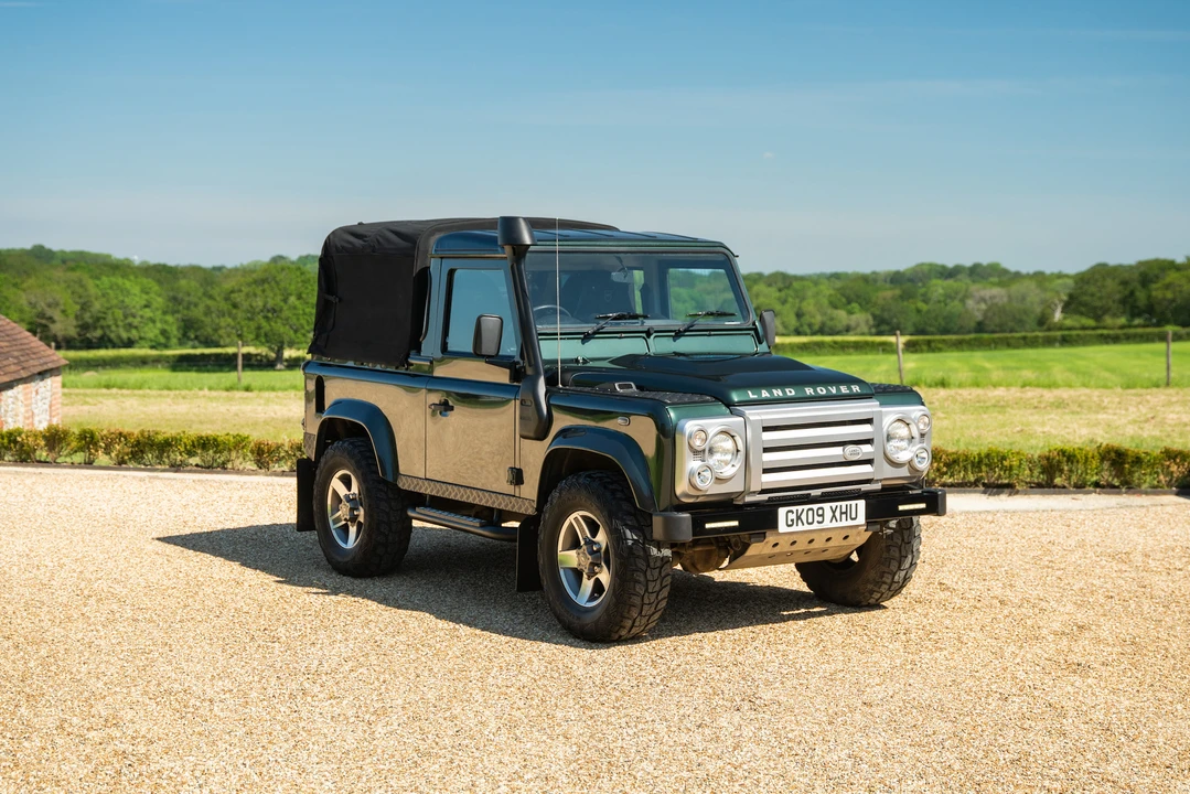 2009 Land Rover Defender 90 - Image 29 of 31