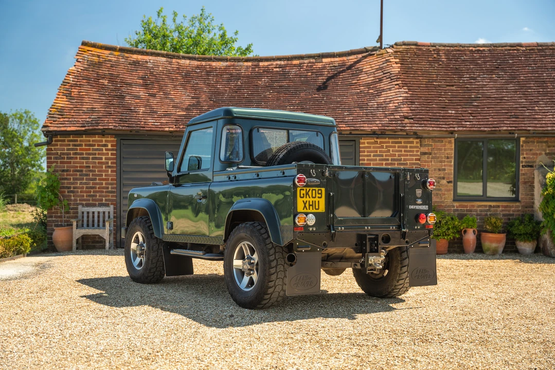 2009 Land Rover Defender 90 - Image 22 of 31