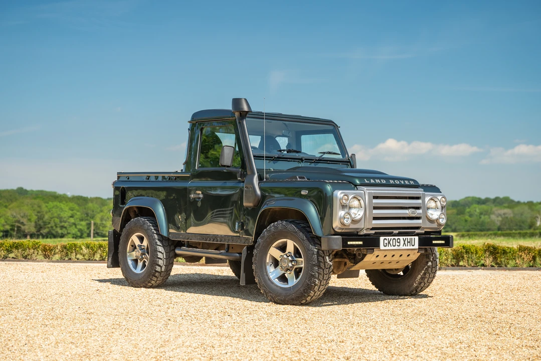 2009 Land Rover Defender 90 - Image 23 of 31