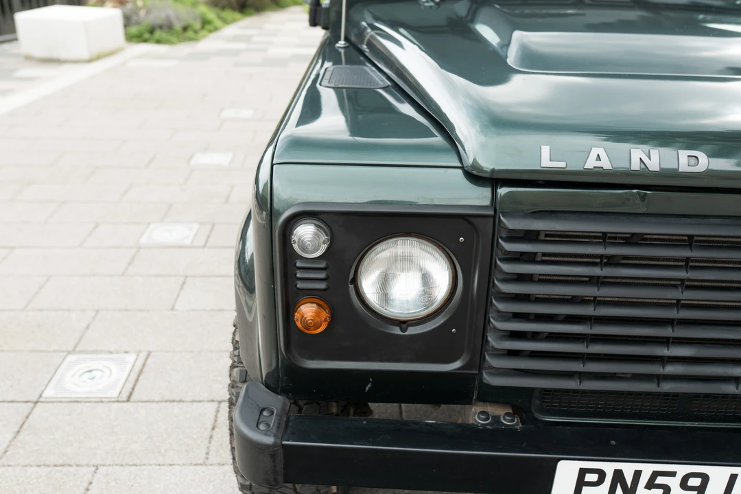 2009 Land Rover Defender 90 - Image 26 of 31