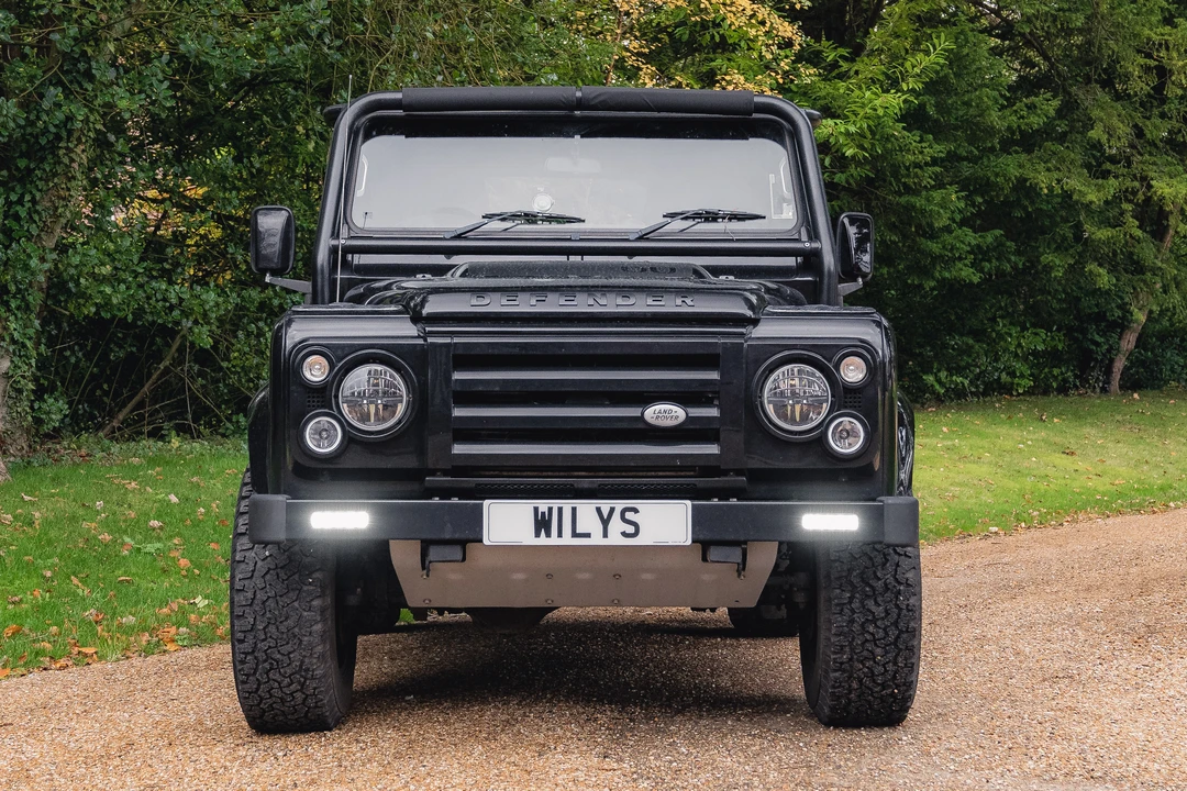 2009 Land Rover Defender 90 - Image 13 of 31