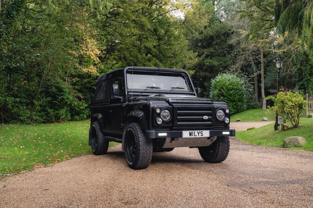 2009 Land Rover Defender 90 - Image 12 of 31