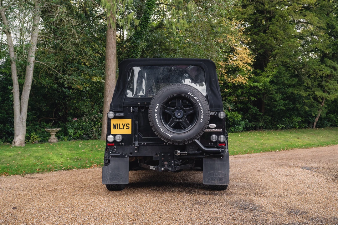 2009 Land Rover Defender 90 - Image 7 of 31