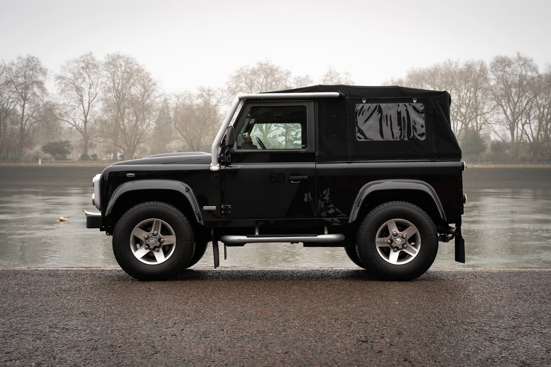 2009 Land Rover Defender 90 - Image 29 of 31