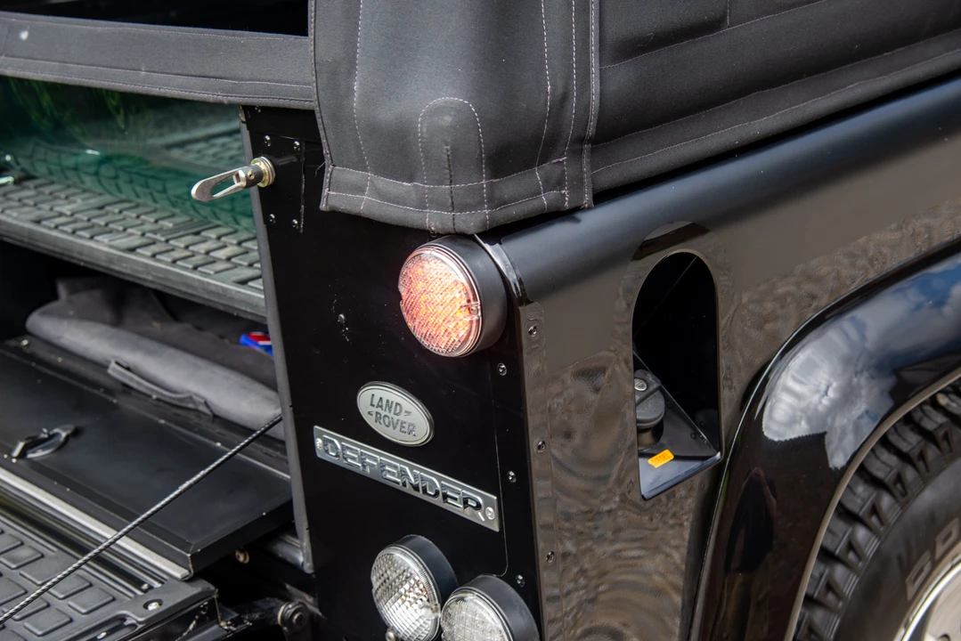 2009 Land Rover Defender 90 - Image 30 of 31