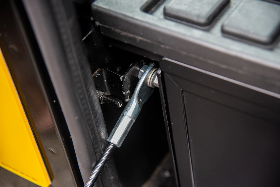 2009 Land Rover Defender 90 - Image 31 of 31