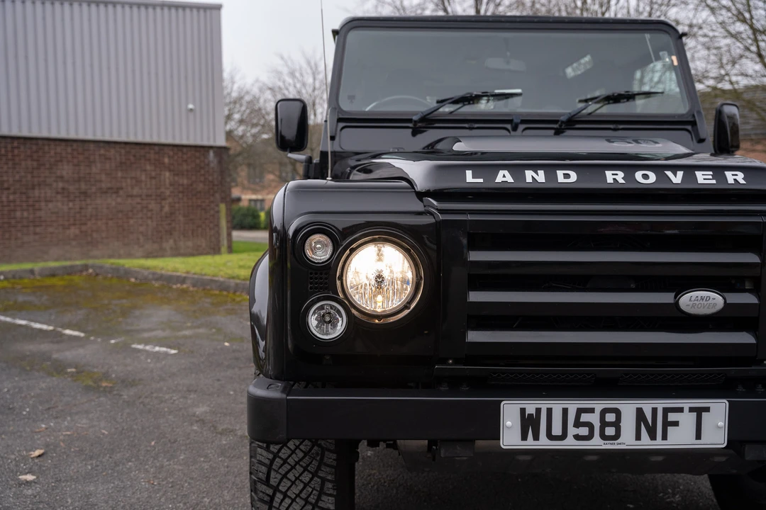 2009 Land Rover Defender 90 - Image 23 of 31