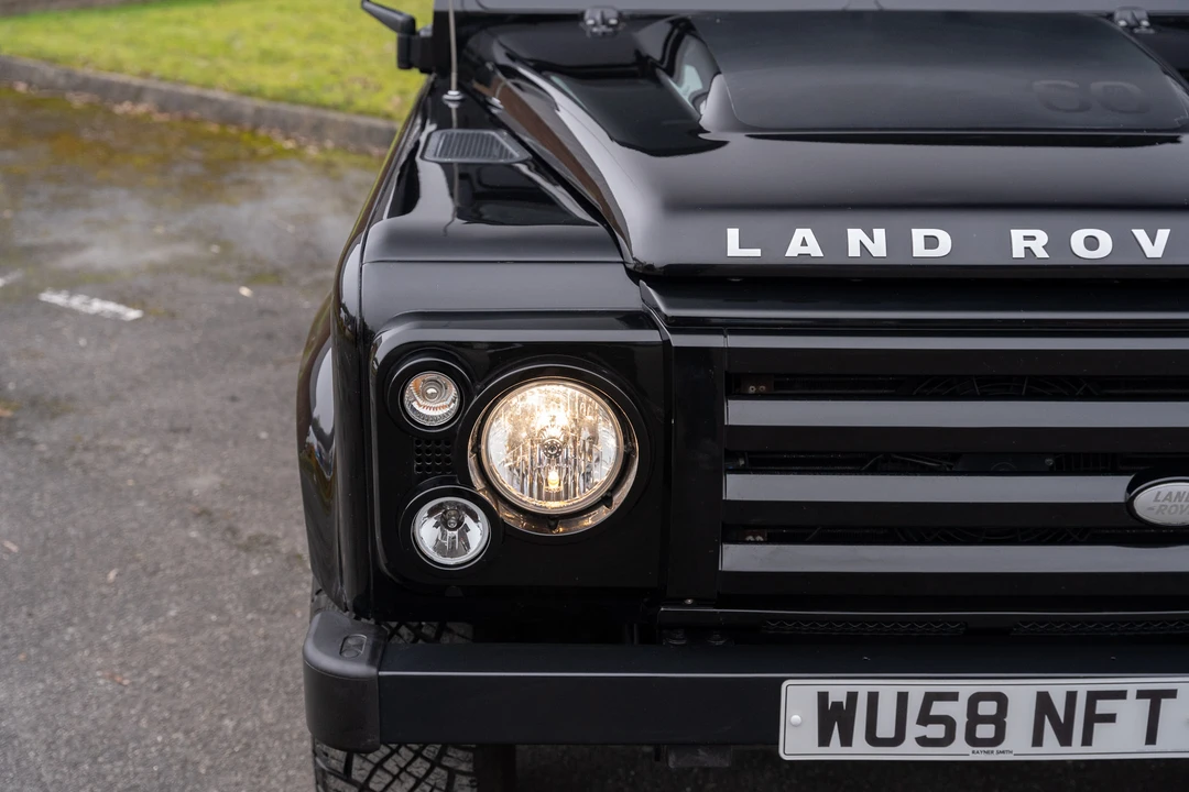 2009 Land Rover Defender 90 - Image 25 of 31