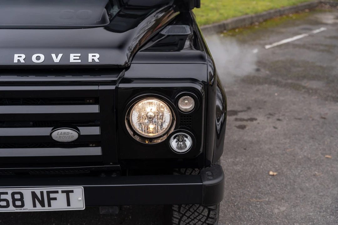 2009 Land Rover Defender 90 - Image 29 of 31
