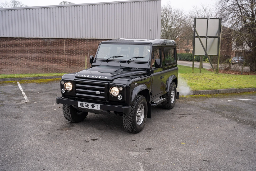 2009 Land Rover Defender 90 - Image 6 of 31
