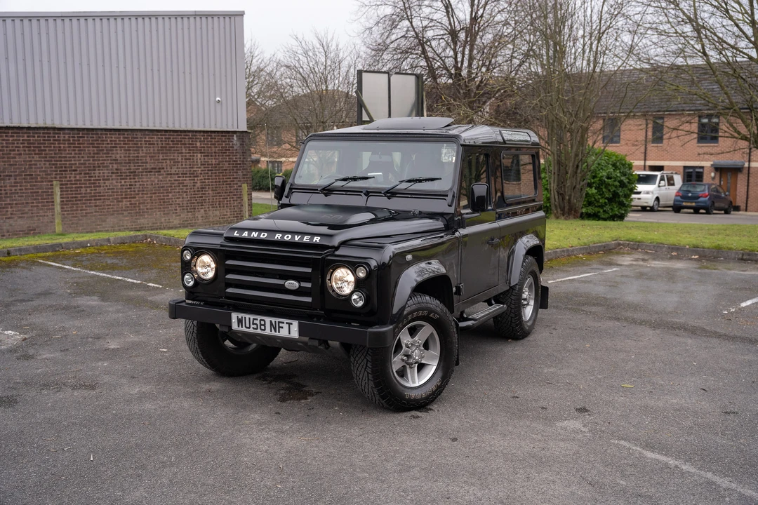 2009 Land Rover Defender 90 - Image 18 of 31