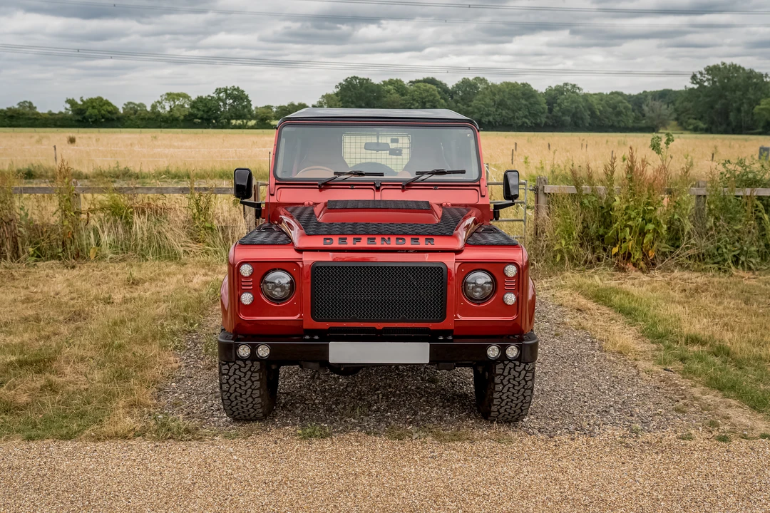 2009 Land Rover Defender 90 - Image 3 of 31