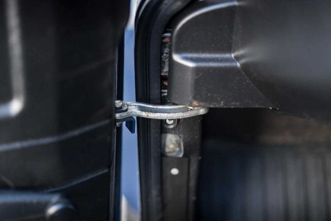 2009 Land Rover Defender 90 - Image 29 of 31