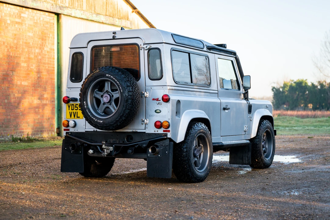 2009 Land Rover Defender 90 - Image 21 of 31
