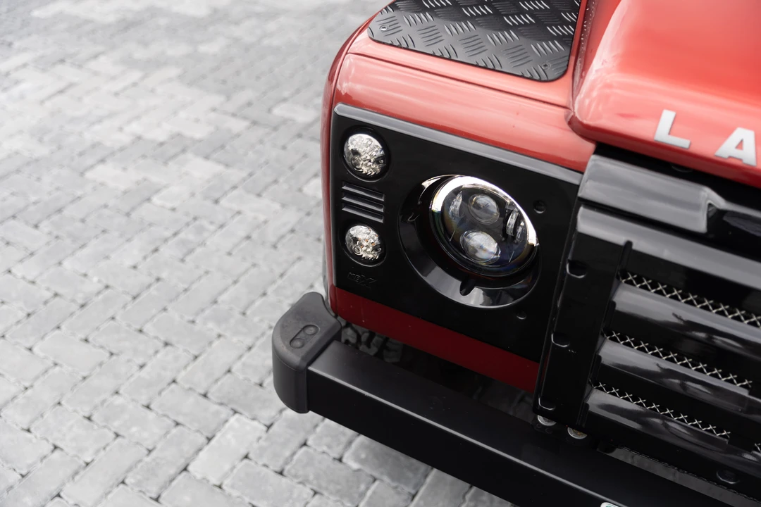 2009 Land Rover Defender 90 - Image 20 of 31