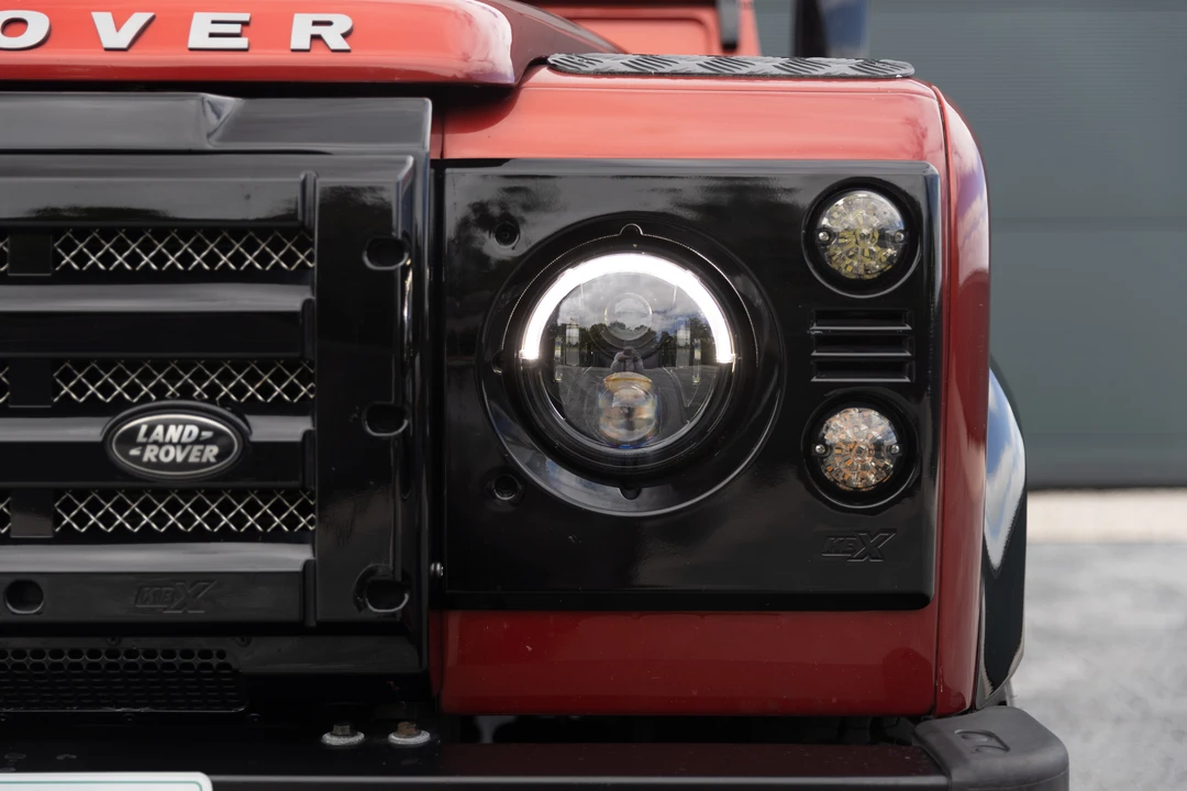 2009 Land Rover Defender 90 - Image 22 of 31