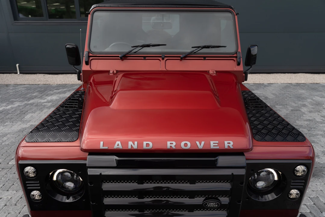 2009 Land Rover Defender 90 - Image 28 of 31