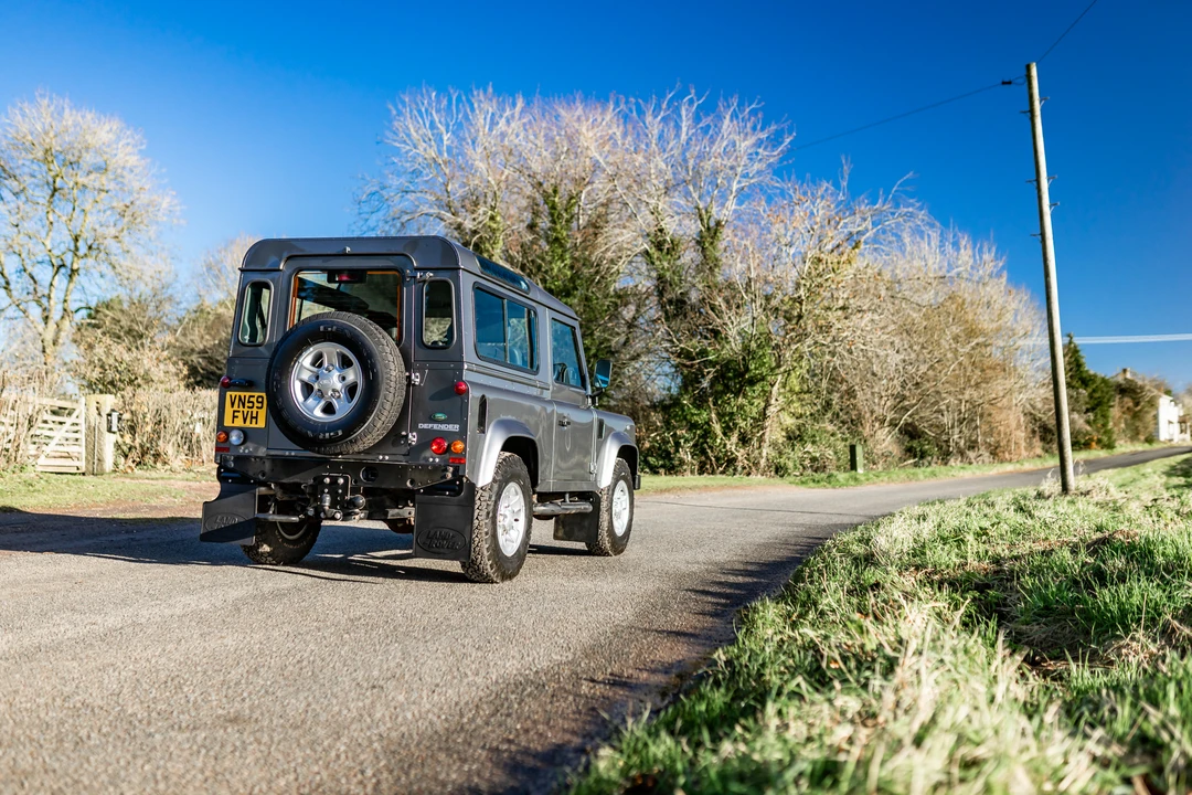 2009 Land Rover Defender 90 - Image 28 of 31