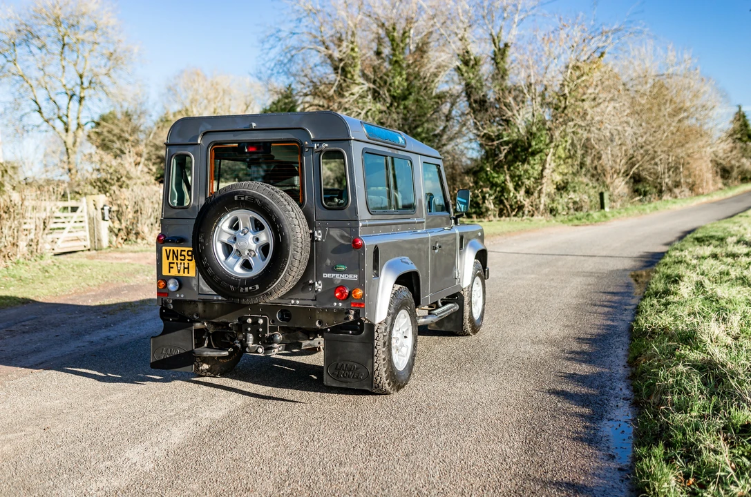 2009 Land Rover Defender 90 - Image 31 of 31