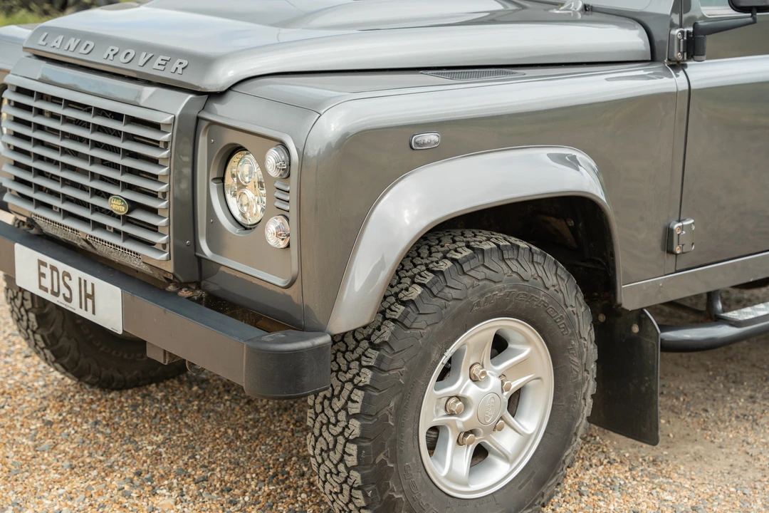 2009 Land Rover Defender 90 - Image 22 of 31